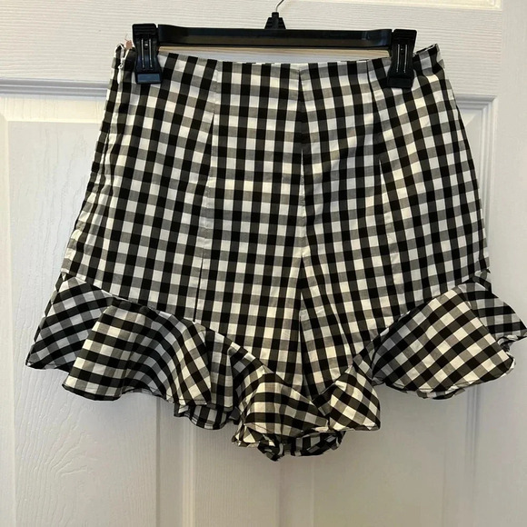 Fame and Partners black and white gingham shorts sz 6 - Picture 1 of 3